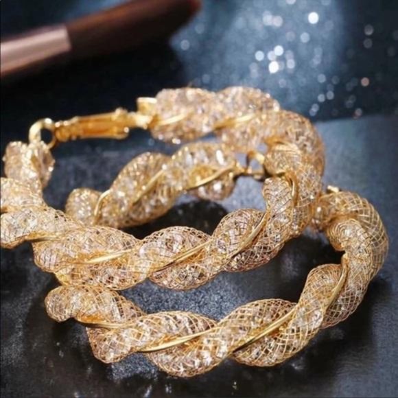 NEW TWISTED GOLD HOOP EARRINGS - Picture 3 of 5